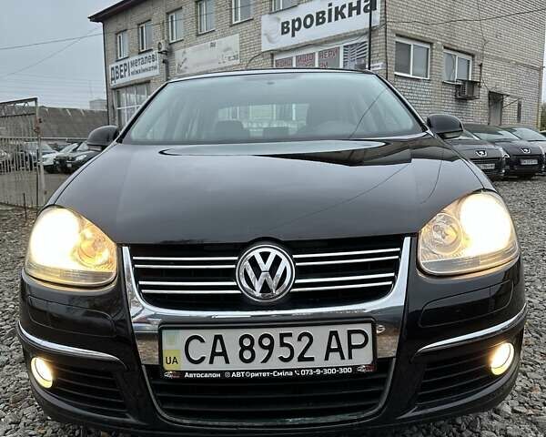 Черный Фольксваген Джетта, объемом двигателя 1.6 л и пробегом 251 тыс. км за 6200 $, фото 4 на Automoto.ua