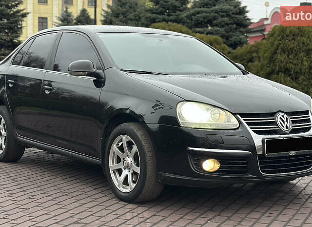 Черный Фольксваген Джетта, объемом двигателя 1.9 л и пробегом 296 тыс. км за 6999 $, фото 9 на Automoto.ua