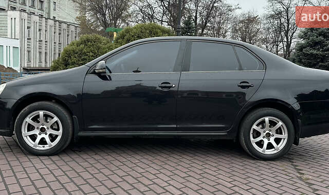 Черный Фольксваген Джетта, объемом двигателя 1.9 л и пробегом 296 тыс. км за 6999 $, фото 14 на Automoto.ua