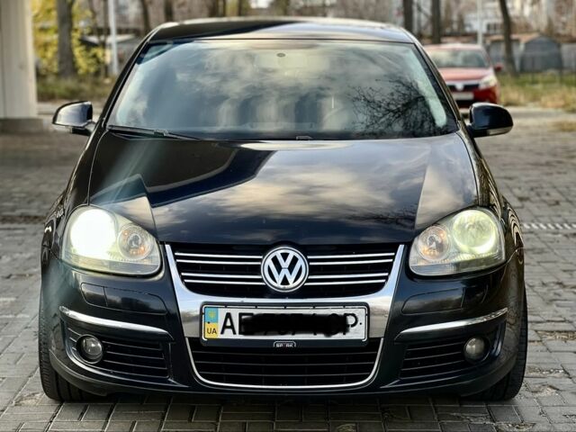 Черный Фольксваген Джетта, объемом двигателя 1.9 л и пробегом 296 тыс. км за 6999 $, фото 2 на Automoto.ua