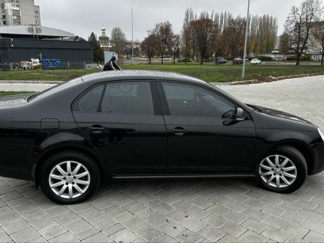Черный Фольксваген Джетта, объемом двигателя 1.6 л и пробегом 174 тыс. км за 6900 $, фото 3 на Automoto.ua