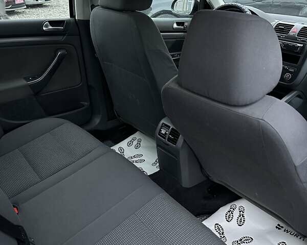 Черный Фольксваген Джетта, объемом двигателя 1.6 л и пробегом 251 тыс. км за 6200 $, фото 15 на Automoto.ua