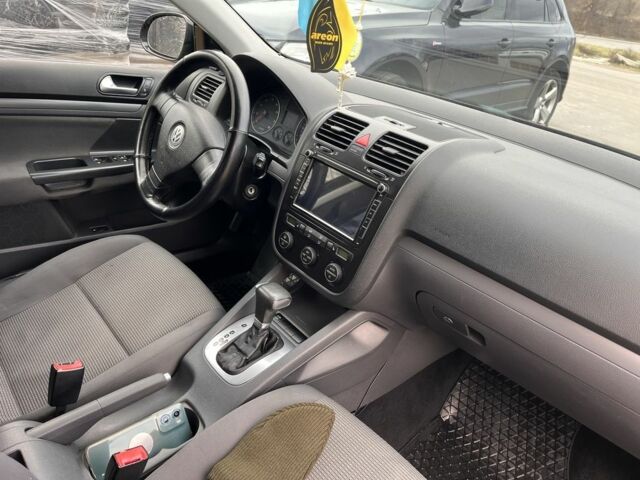 Черный Фольксваген Джетта, объемом двигателя 1.6 л и пробегом 340 тыс. км за 3500 $, фото 16 на Automoto.ua