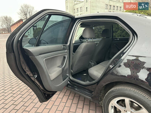 Черный Фольксваген Джетта, объемом двигателя 1.9 л и пробегом 296 тыс. км за 6999 $, фото 19 на Automoto.ua