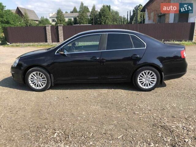 Чорний Фольксваген Джетта, об'ємом двигуна 1.39 л та пробігом 157 тис. км за 5300 $, фото 2 на Automoto.ua