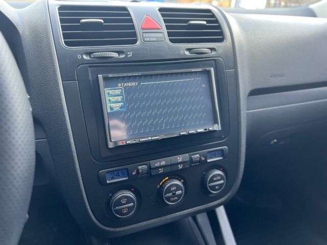 Черный Фольксваген Джетта, объемом двигателя 1.9 л и пробегом 296 тыс. км за 6999 $, фото 17 на Automoto.ua