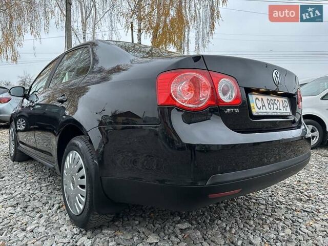 Черный Фольксваген Джетта, объемом двигателя 1.6 л и пробегом 251 тыс. км за 6200 $, фото 2 на Automoto.ua