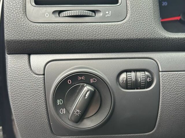 Черный Фольксваген Джетта, объемом двигателя 1.9 л и пробегом 296 тыс. км за 6800 $, фото 15 на Automoto.ua