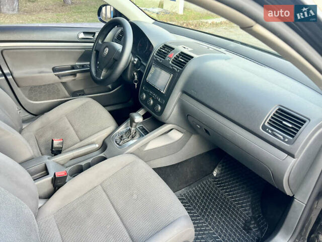 Черный Фольксваген Джетта, объемом двигателя 1.9 л и пробегом 296 тыс. км за 6999 $, фото 14 на Automoto.ua