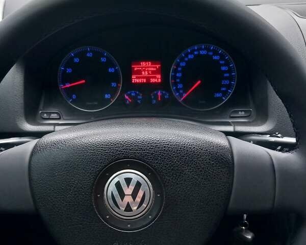 Черный Фольксваген Джетта, объемом двигателя 1.6 л и пробегом 277 тыс. км за 6500 $, фото 22 на Automoto.ua