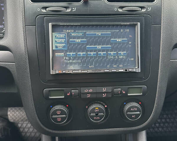 Черный Фольксваген Джетта, объемом двигателя 1.9 л и пробегом 296 тыс. км за 6999 $, фото 28 на Automoto.ua