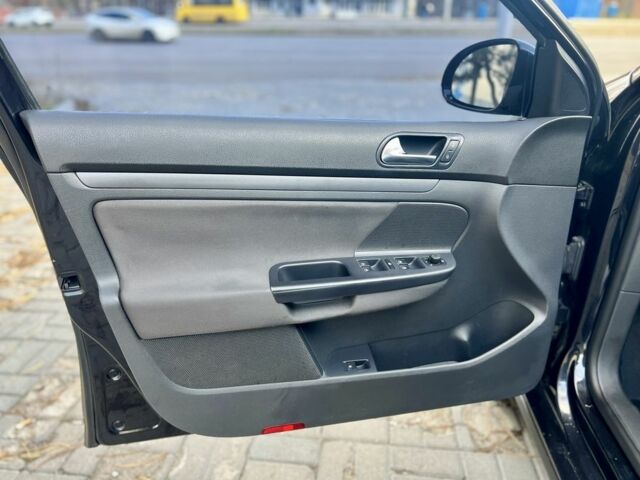 Черный Фольксваген Джетта, объемом двигателя 1.9 л и пробегом 296 тыс. км за 6999 $, фото 20 на Automoto.ua