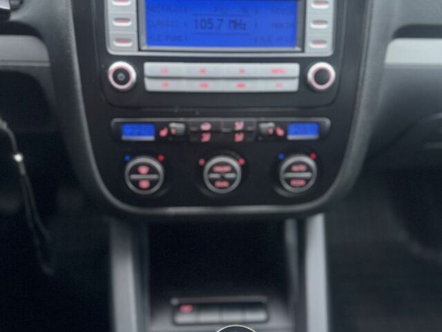 Чорний Фольксваген Джетта, об'ємом двигуна 2 л та пробігом 250 тис. км за 3550 $, фото 14 на Automoto.ua