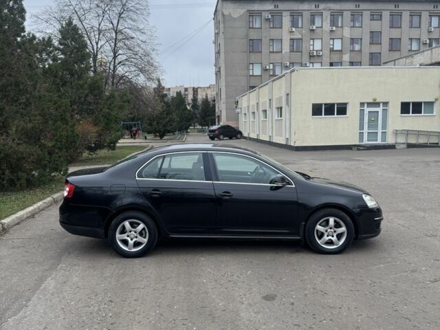 Чорний Фольксваген Джетта, об'ємом двигуна 2 л та пробігом 250 тис. км за 3550 $, фото 4 на Automoto.ua