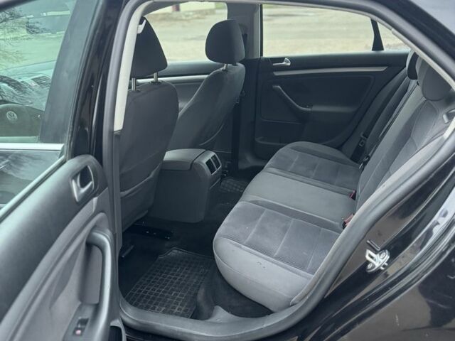 Чорний Фольксваген Джетта, об'ємом двигуна 2 л та пробігом 250 тис. км за 3550 $, фото 19 на Automoto.ua