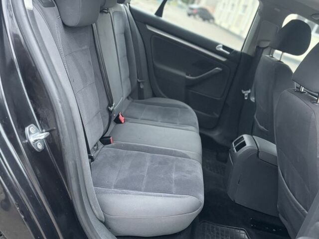 Чорний Фольксваген Джетта, об'ємом двигуна 2 л та пробігом 250 тис. км за 3550 $, фото 18 на Automoto.ua