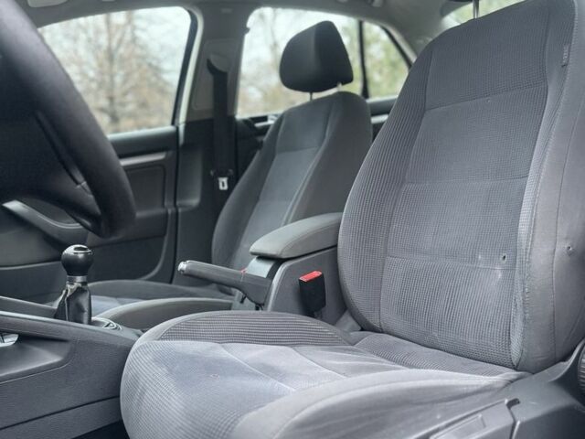 Чорний Фольксваген Джетта, об'ємом двигуна 2 л та пробігом 250 тис. км за 3550 $, фото 11 на Automoto.ua