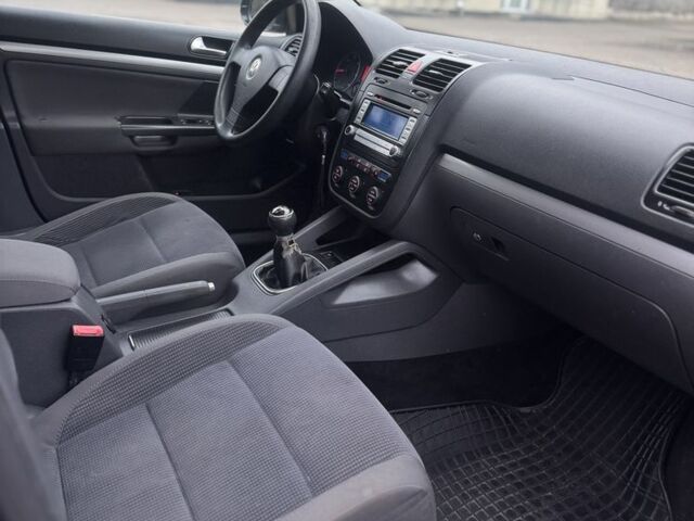 Чорний Фольксваген Джетта, об'ємом двигуна 2 л та пробігом 250 тис. км за 3550 $, фото 16 на Automoto.ua