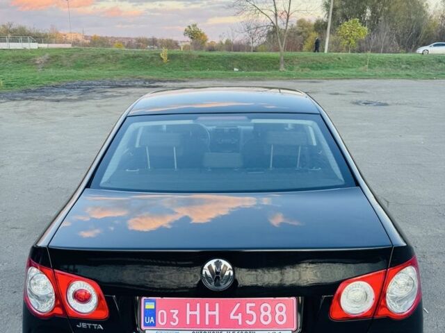 Черный Фольксваген Джетта, объемом двигателя 1.6 л и пробегом 248 тыс. км за 7400 $, фото 6 на Automoto.ua