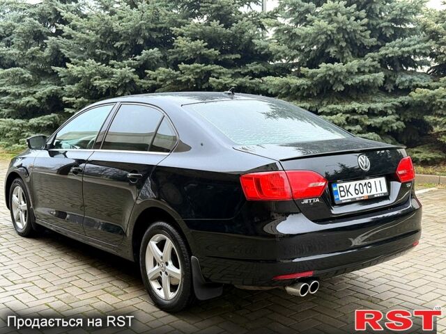 Черный Фольксваген Джетта, объемом двигателя 2 л и пробегом 261 тыс. км за 10999 $, фото 5 на Automoto.ua