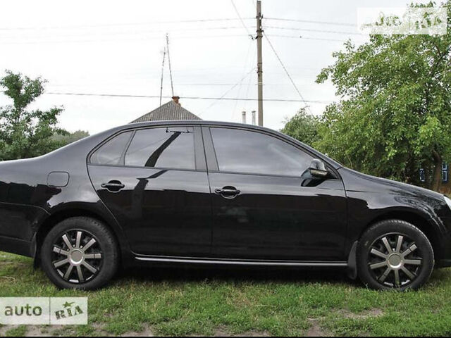 Черный Фольксваген Джетта, объемом двигателя 1.4 л и пробегом 280 тыс. км за 6500 $, фото 2 на Automoto.ua