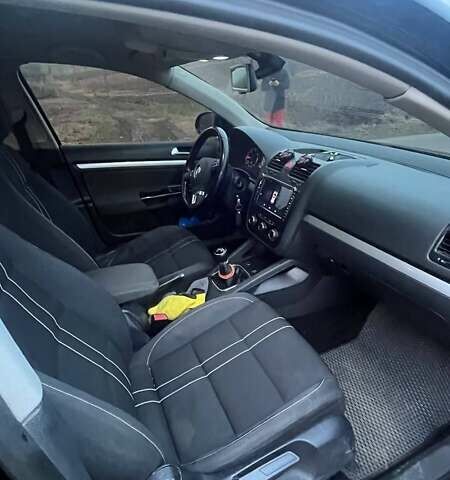 Черный Фольксваген Джетта, объемом двигателя 1.6 л и пробегом 385 тыс. км за 6400 $, фото 6 на Automoto.ua