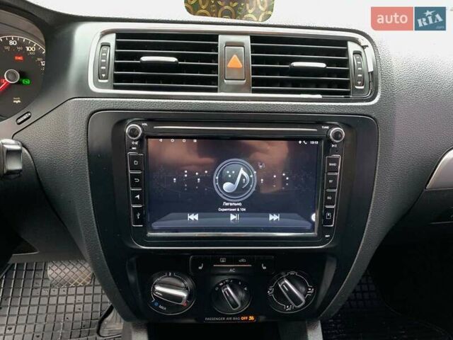 Черный Фольксваген Джетта, объемом двигателя 2.5 л и пробегом 339 тыс. км за 8790 $, фото 31 на Automoto.ua