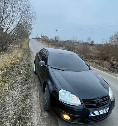 Черный Фольксваген Джетта, объемом двигателя 1.6 л и пробегом 385 тыс. км за 6400 $, фото 4 на Automoto.ua