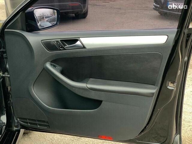 Чорний Фольксваген Джетта, об'ємом двигуна 2.5 л та пробігом 339 тис. км за 8790 $, фото 22 на Automoto.ua