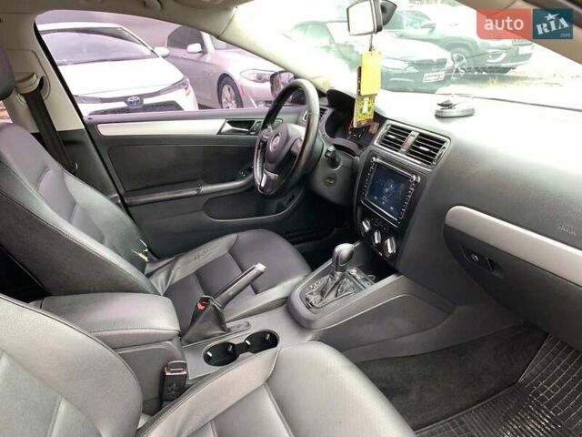 Черный Фольксваген Джетта, объемом двигателя 2.5 л и пробегом 339 тыс. км за 8790 $, фото 22 на Automoto.ua