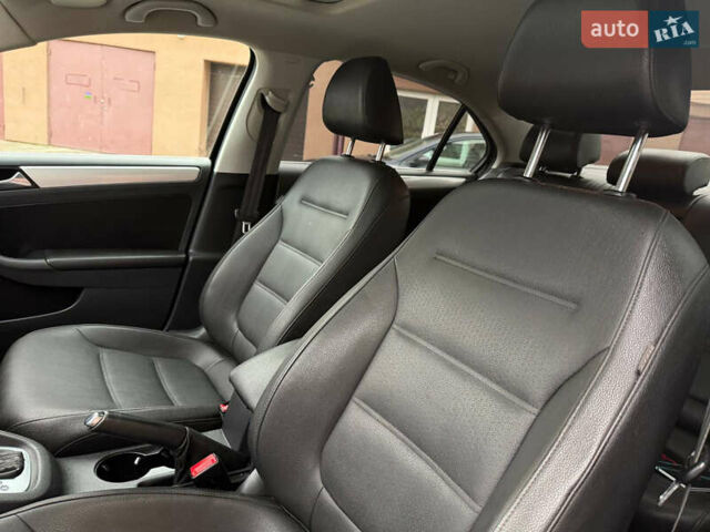 Черный Фольксваген Джетта, объемом двигателя 2 л и пробегом 170 тыс. км за 8300 $, фото 38 на Automoto.ua