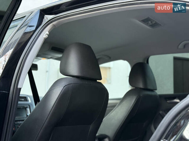 Черный Фольксваген Джетта, объемом двигателя 2.48 л и пробегом 155 тыс. км за 8200 $, фото 17 на Automoto.ua