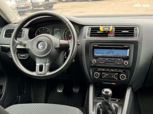 Черный Фольксваген Джетта, объемом двигателя 1.6 л и пробегом 279 тыс. км за 8690 $, фото 25 на Automoto.ua