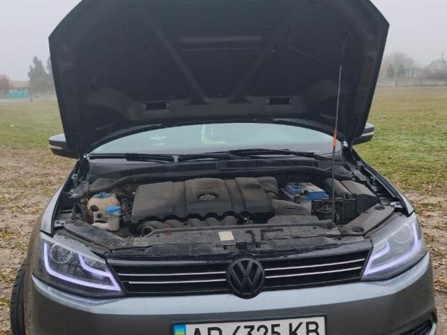 Черный Фольксваген Джетта, объемом двигателя 2.5 л и пробегом 200 тыс. км за 8200 $, фото 20 на Automoto.ua