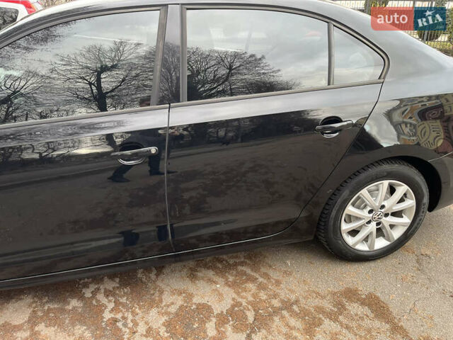 Черный Фольксваген Джетта, объемом двигателя 2.5 л и пробегом 174 тыс. км за 8300 $, фото 7 на Automoto.ua