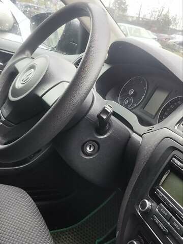 Черный Фольксваген Джетта, объемом двигателя 1.6 л и пробегом 250 тыс. км за 9000 $, фото 14 на Automoto.ua