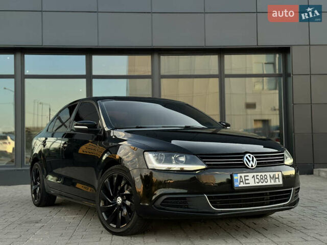 Черный Фольксваген Джетта, объемом двигателя 1.97 л и пробегом 215 тыс. км за 10000 $, фото 2 на Automoto.ua