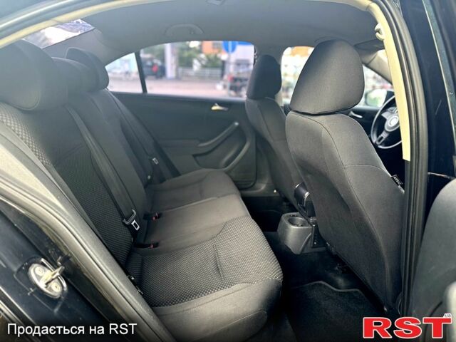 Черный Фольксваген Джетта, объемом двигателя 2 л и пробегом 215 тыс. км за 7800 $, фото 8 на Automoto.ua