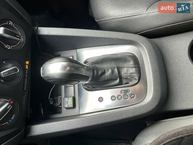 Черный Фольксваген Джетта, объемом двигателя 2.5 л и пробегом 174 тыс. км за 8300 $, фото 33 на Automoto.ua