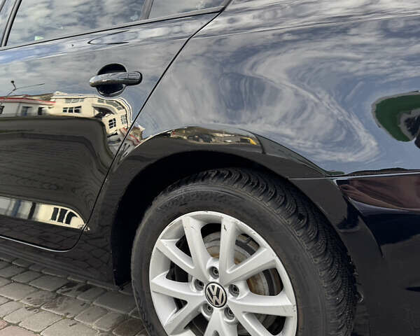 Черный Фольксваген Джетта, объемом двигателя 2.5 л и пробегом 236 тыс. км за 8500 $, фото 27 на Automoto.ua