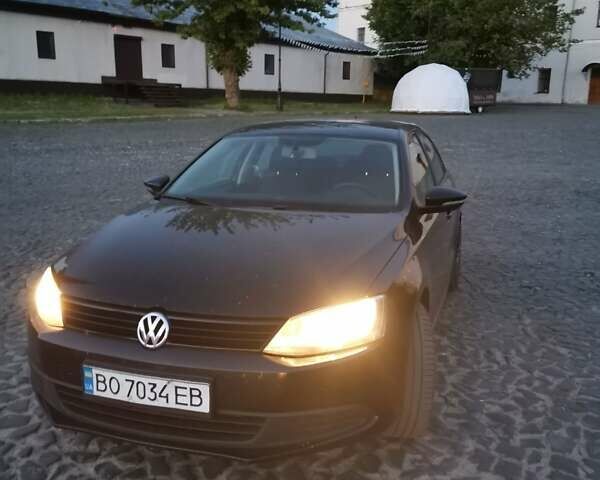 Черный Фольксваген Джетта, объемом двигателя 1.6 л и пробегом 250 тыс. км за 9000 $, фото 1 на Automoto.ua