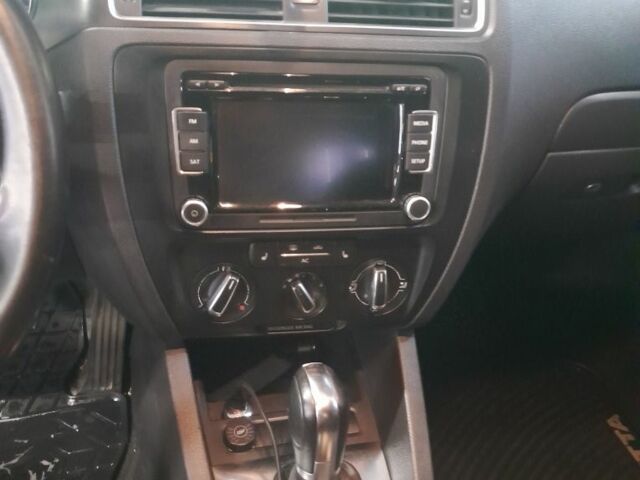 Черный Фольксваген Джетта, объемом двигателя 2.5 л и пробегом 200 тыс. км за 8050 $, фото 6 на Automoto.ua