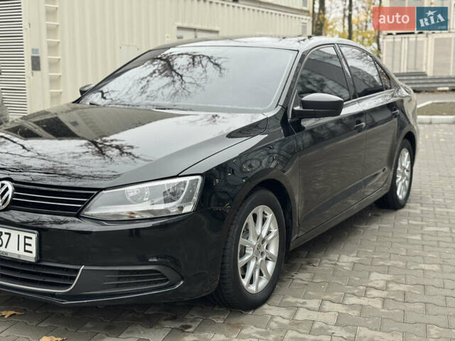 Черный Фольксваген Джетта, объемом двигателя 2 л и пробегом 260 тыс. км за 7499 $, фото 5 на Automoto.ua