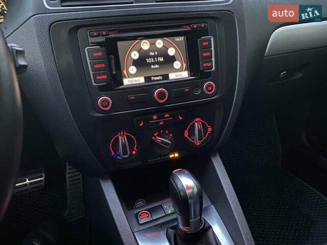 Чорний Фольксваген Джетта, об'ємом двигуна 2.5 л та пробігом 230 тис. км за 11499 $, фото 28 на Automoto.ua