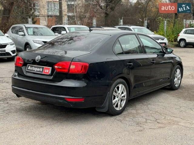 Черный Фольксваген Джетта, объемом двигателя 1.6 л и пробегом 279 тыс. км за 8690 $, фото 4 на Automoto.ua