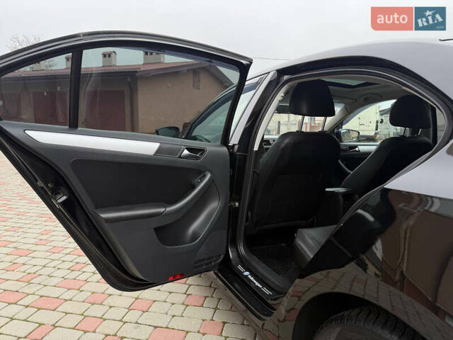 Черный Фольксваген Джетта, объемом двигателя 2 л и пробегом 170 тыс. км за 8300 $, фото 51 на Automoto.ua