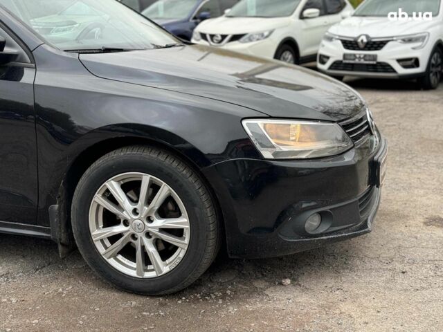 Черный Фольксваген Джетта, объемом двигателя 1.6 л и пробегом 279 тыс. км за 8690 $, фото 3 на Automoto.ua