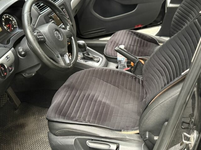 Чорний Фольксваген Джетта, об'ємом двигуна 2 л та пробігом 240 тис. км за 6600 $, фото 10 на Automoto.ua