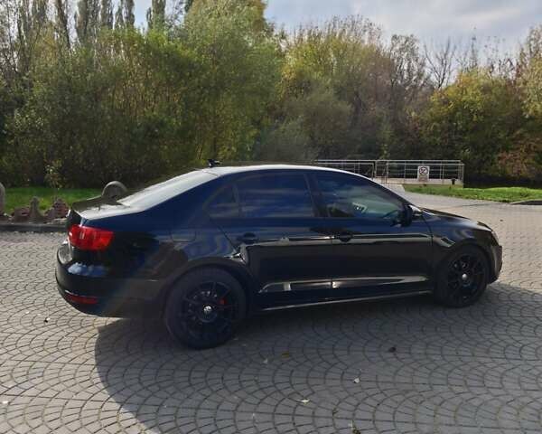 Чорний Фольксваген Джетта, об'ємом двигуна 1.6 л та пробігом 253 тис. км за 8500 $, фото 2 на Automoto.ua