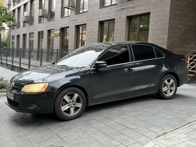 Чорний Фольксваген Джетта, об'ємом двигуна 2 л та пробігом 240 тис. км за 6600 $, фото 4 на Automoto.ua